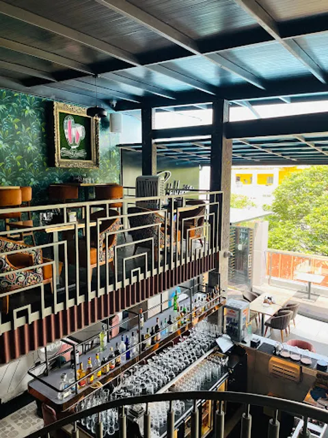 Babylonia - Global Food and Cocktails