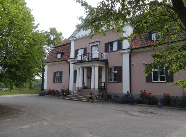 Herrgårds Hotell Gyllene Hästen