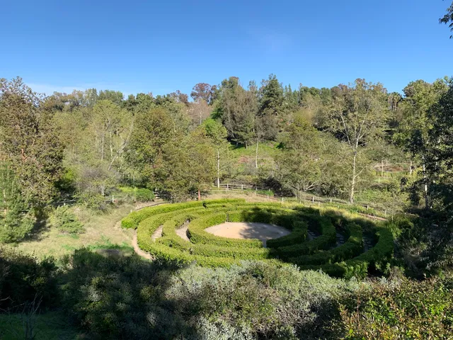 Oso Creek Trail - Hedge Maze