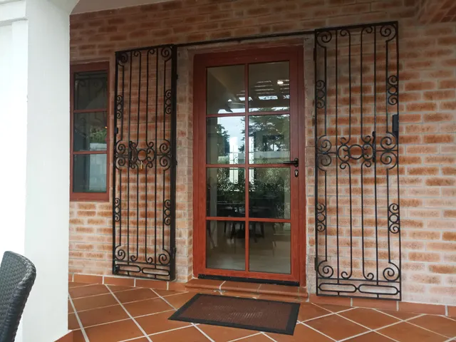 Godaïf Village, Lagos