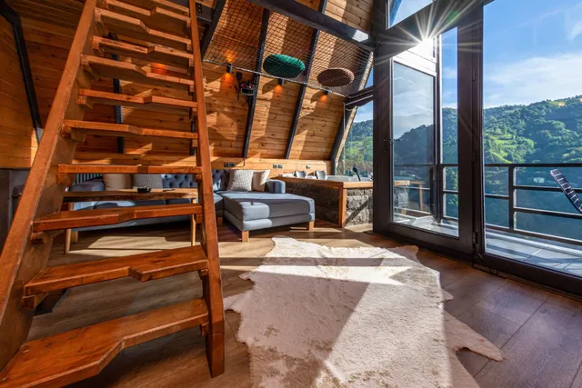 Rize Pavri Suit Bungalov