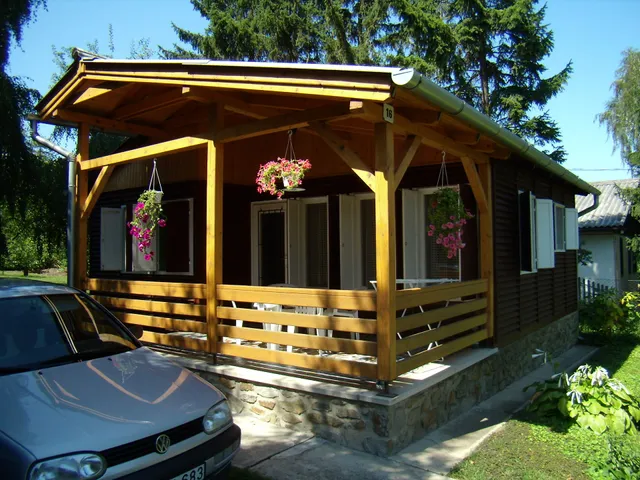 Hipságh Vendégház