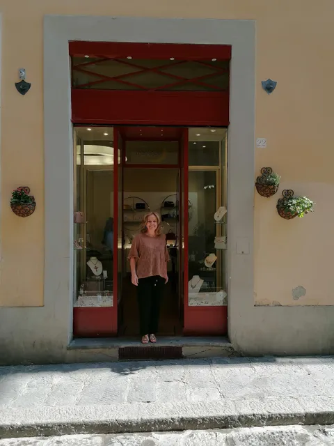 Monnaluna Fashion Accessories