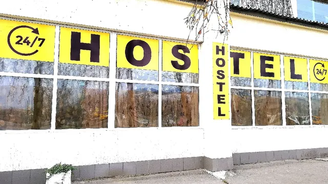 HOSTEL 24/7