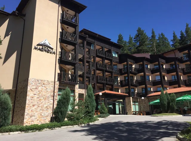 Хотел "Магнолия"