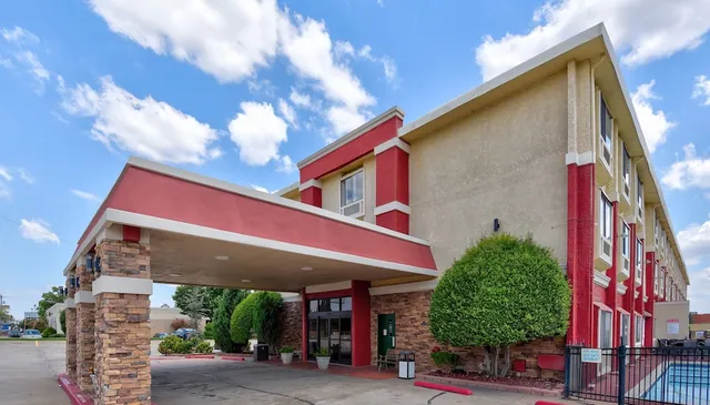 Ramada by Wyndham Oklahoma City Airport North