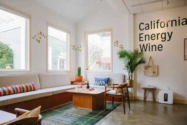 Extradimensional Wine Co. Yeah!