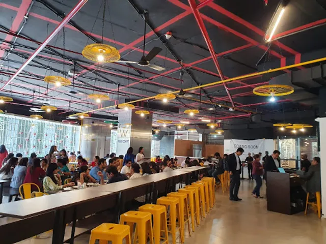 W Foodcourt by Westbridge