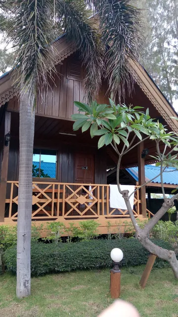 Bann Saen Sabai Resort