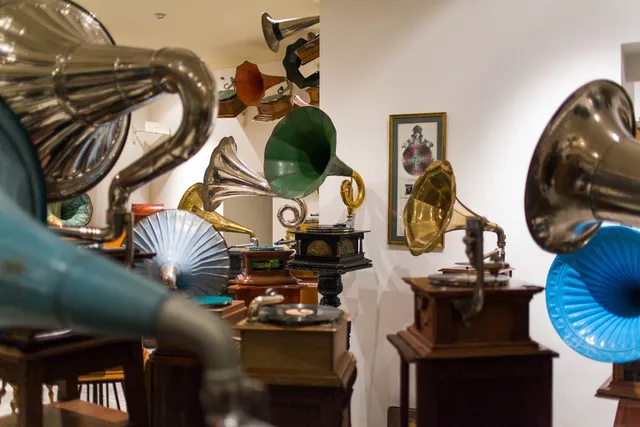 Chastnyy Muzey Fonografov I Grammofonov V.i.deryabkina