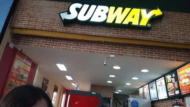 Subway Praia Shopping