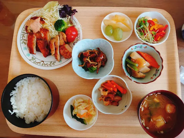 田舎ごはん 悠 ～はる～