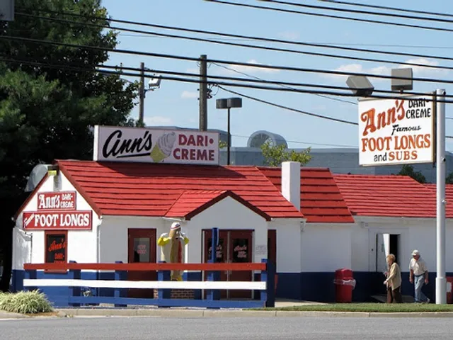 Ann's Dari-Creme