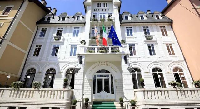 Hotel Croce Bianca
