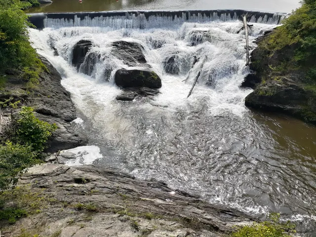 Beaver Cotton Mill Overlook