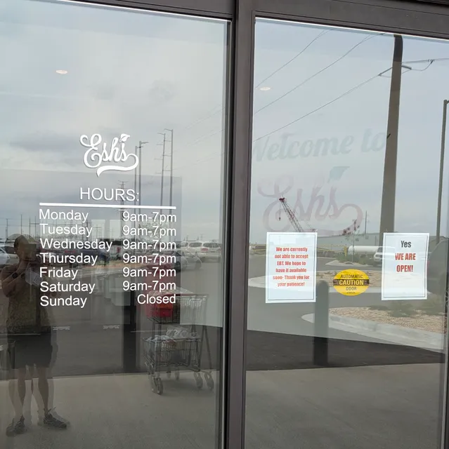 Esh's Grocery Market- Windsor