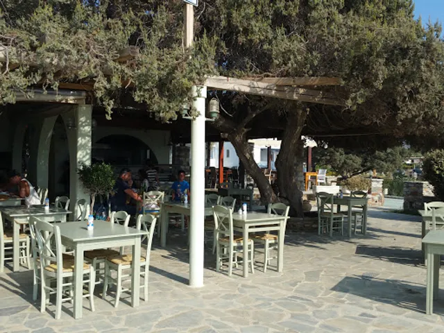 Paradiso Taverna | Naxos