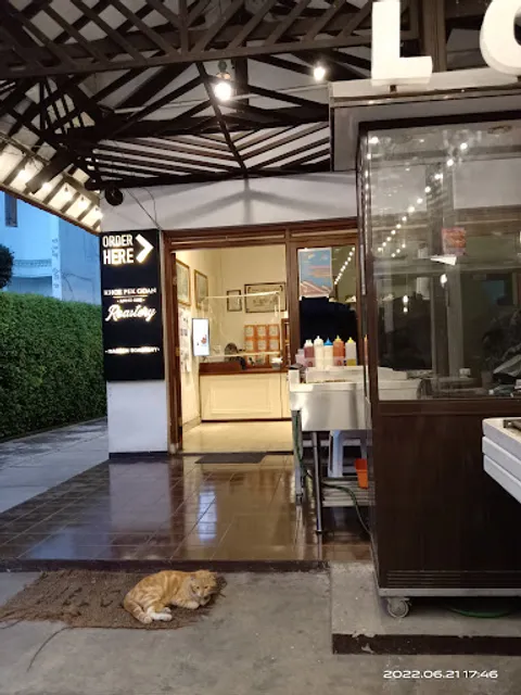 Khoe Pek Goan Bakery