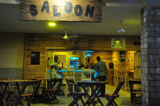 Saloon Snack Bar