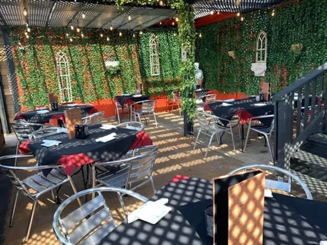 Castucci's Italian Restaurant