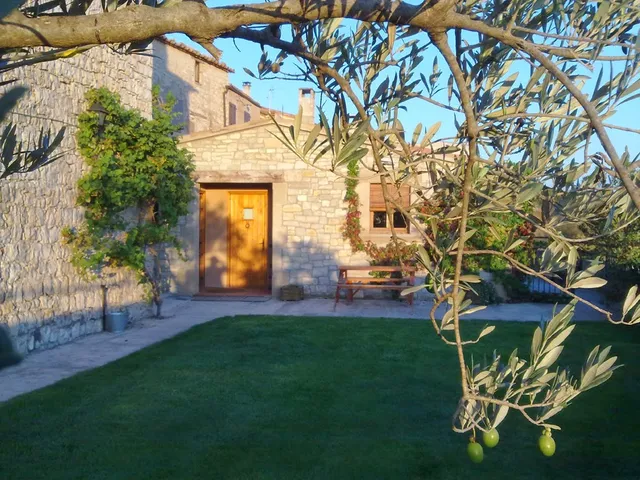 Cal Farrés - Turisme Rural