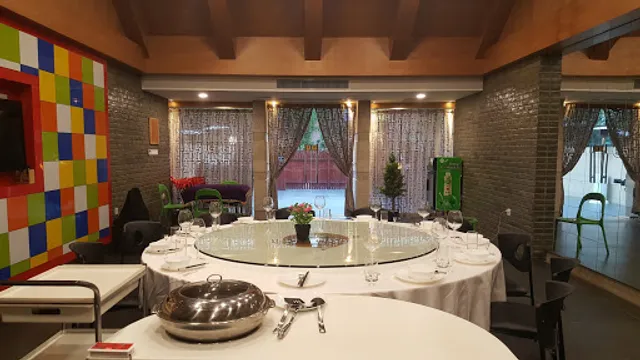 Yuhuayuan Seafood Restaurant