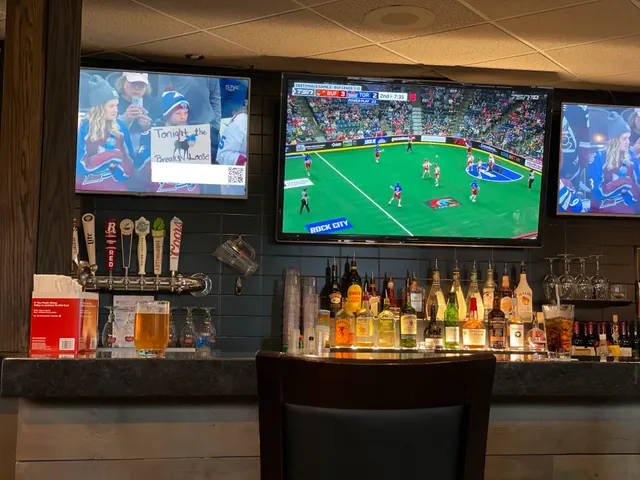 J’s Roadhouse Bar & Grill