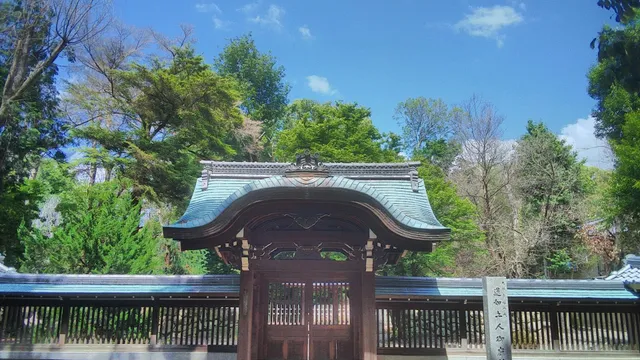 蓮如上人御廟所