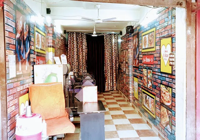 5 STAR DIAMOND CLASSIC PIZZA