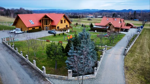 Domek pod śnieżką