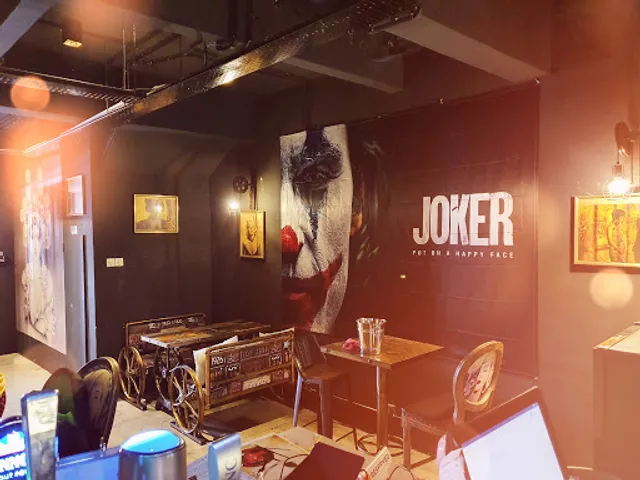 Xiyuan Bar & Restaurant • 戏院