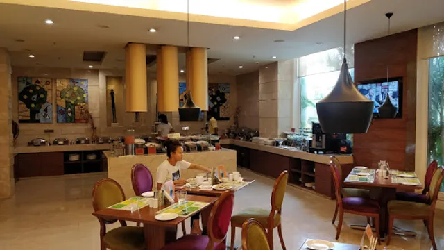 Citrus Cafe by Lemon Tree