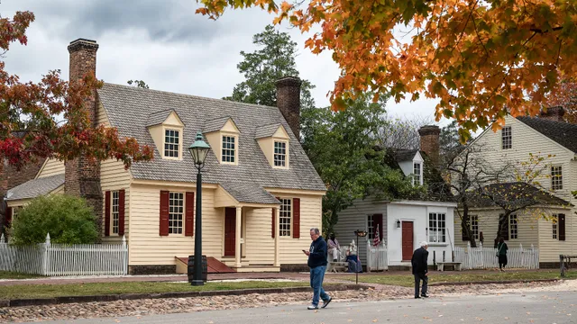 Colonial Williamsburg Weaver