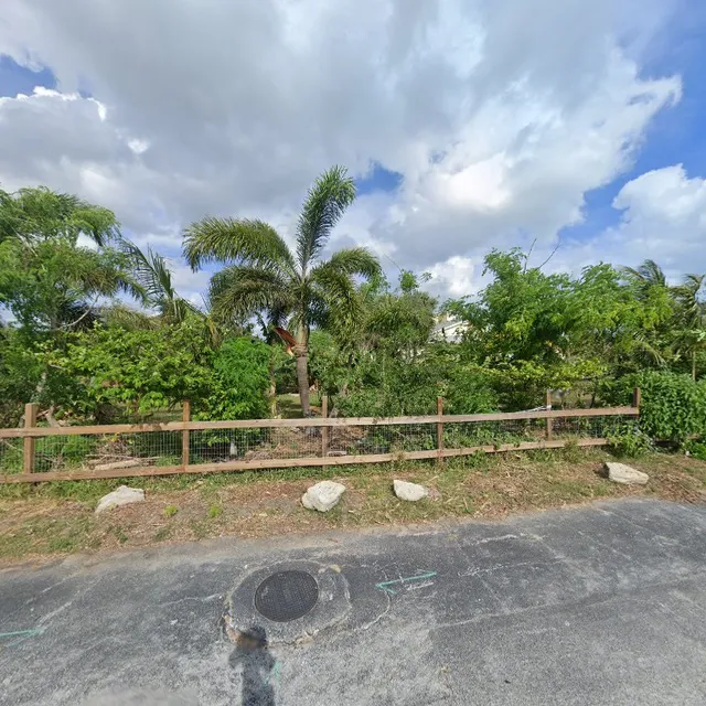 Udder Delite Dairy Bar and yard games