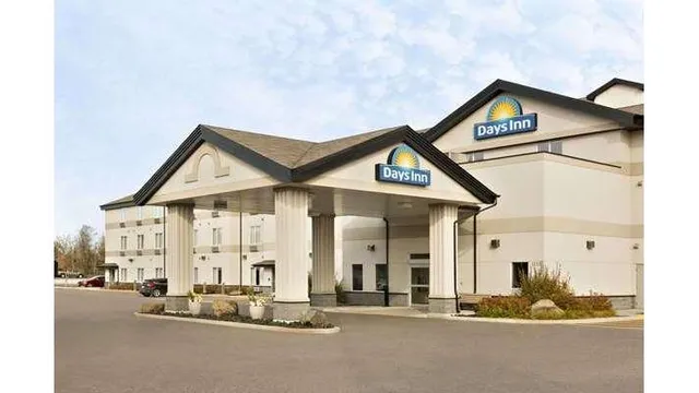 Days Inn by Wyndham Thunder Bay North