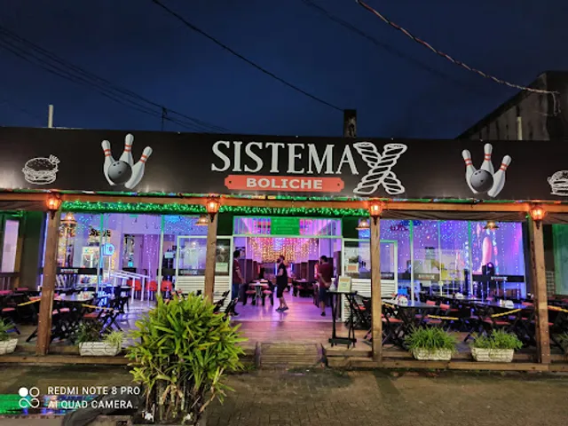 Sistema X Boliche e Pizza Bar