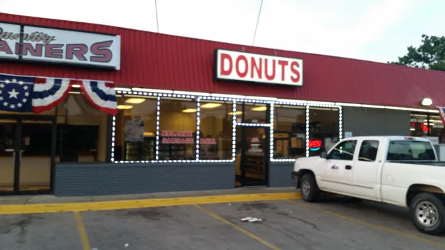 Ennis Donut Shop
