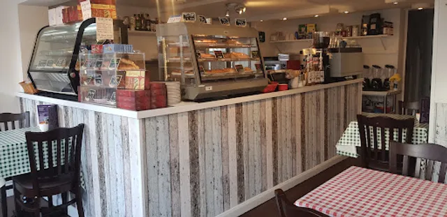 Meeting Point Tenterden