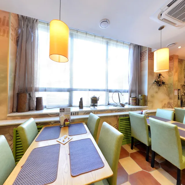 Modern nomads - 3 restaurant