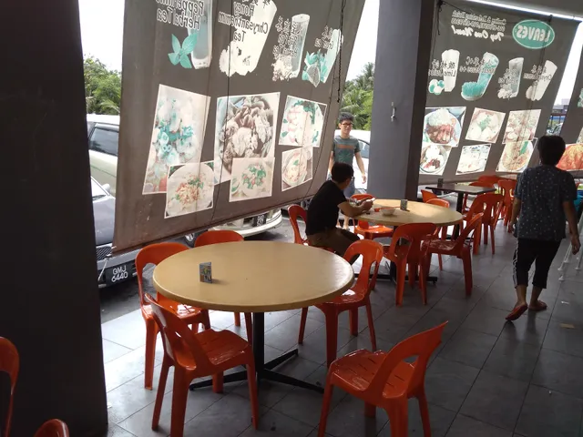 Xiang Xiang Food Court Piasau