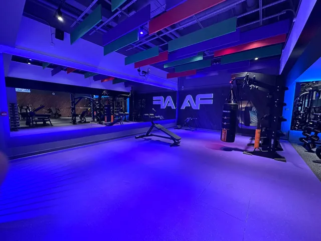 Anytime Fitness King Lam