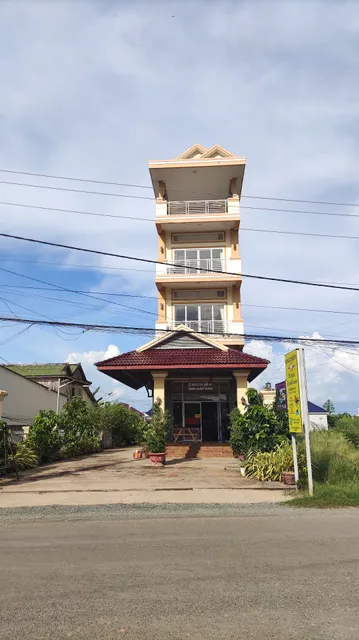 Monica Guesthouse & Restaurant