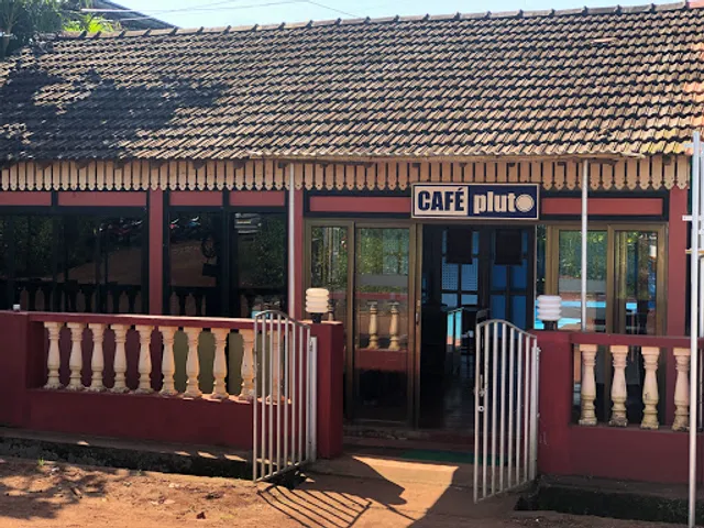 Cafe Pluto