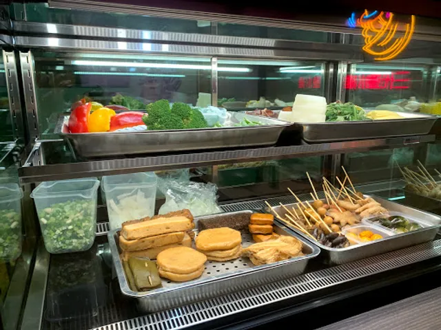 弎代鹽水雞 • 86 Donuts現烤甜甜圈-台中豐原旗艦店【店休公告於臉書粉專】