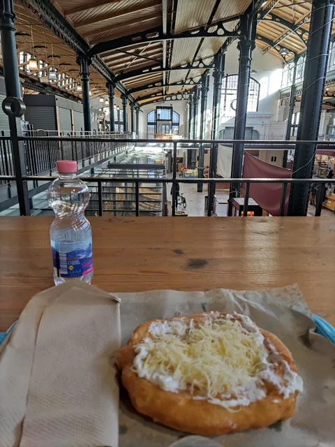 Marika Lángossütője