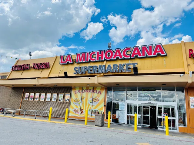 Innova Phone and Tech LLC - Reparación de celulares - Cellphone repair & sales - Computer PlayStation iPad Tablet repair