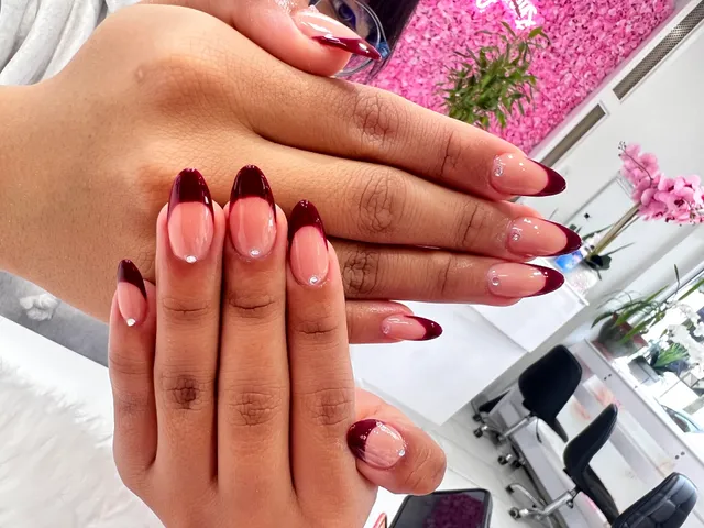 Lulu's Perfect Nails