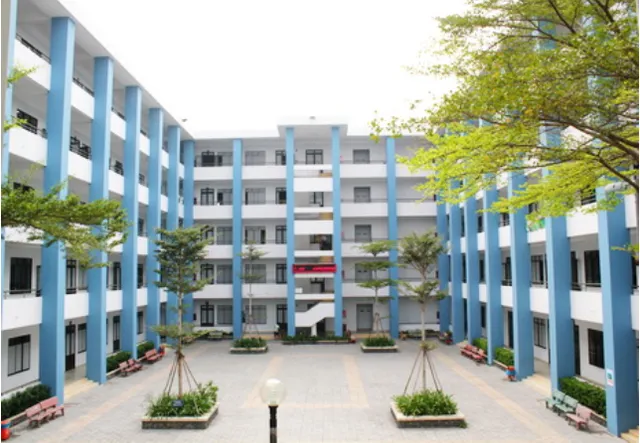 TRƯỜNG ĐẠI HỌC GIAO THÔNG VẬN TẢI TP.HCM [CƠ SỞ 3]