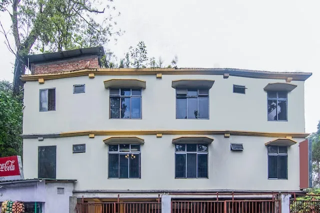 OYO Live Inn Guest House