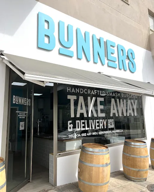 BUNNERS Marbella | Handcrafted Smash Burgers